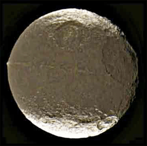 Iapetus3.gif